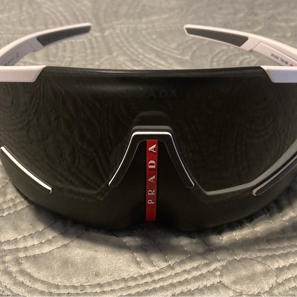 Prada Linea Rosa Impavid Suglasses - Picture 6 of 6